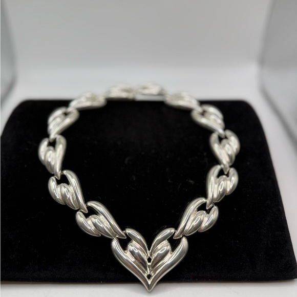 Jewelry - Vintage Silver Tone Heart Link Collar Necklace 15.5” Heavy Statement